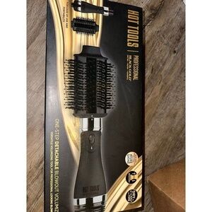 Hot Tools One-Step Detachable Blowout Volumizer brush